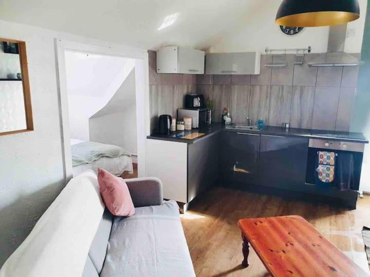 ブラックプールCosy Top Floor Flat! Self Check-In & Free Parkingアパートメント エクステリア 写真